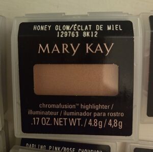 Mary Kay Honey Glow Highlighter